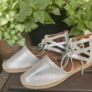 Aquazzura Firenze 7119 Silver Belgravia Flat